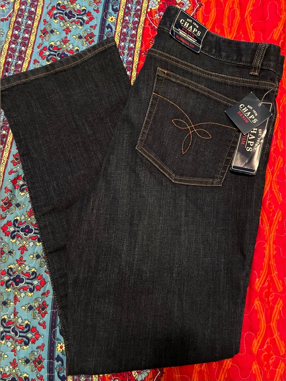 NEW WITH TAGS Chaps Slimming Fit Straight Women’s Jeans—Size 12s—Inseam 29.5